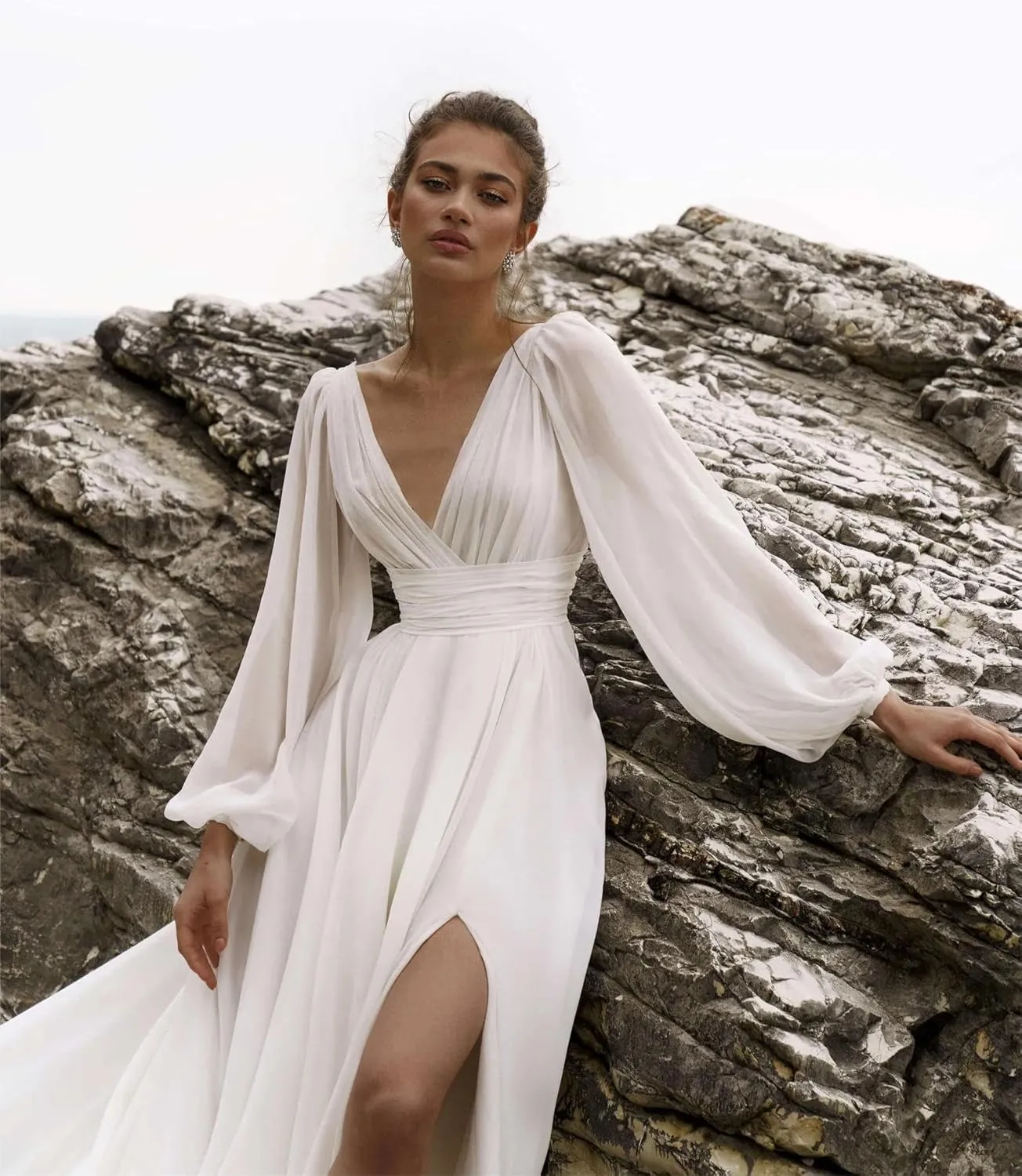 Beach Long Sleeve Wedding Dresses for Bride V Neck Empire Waist Slit A Line Chiffon Bridal Gown with Train