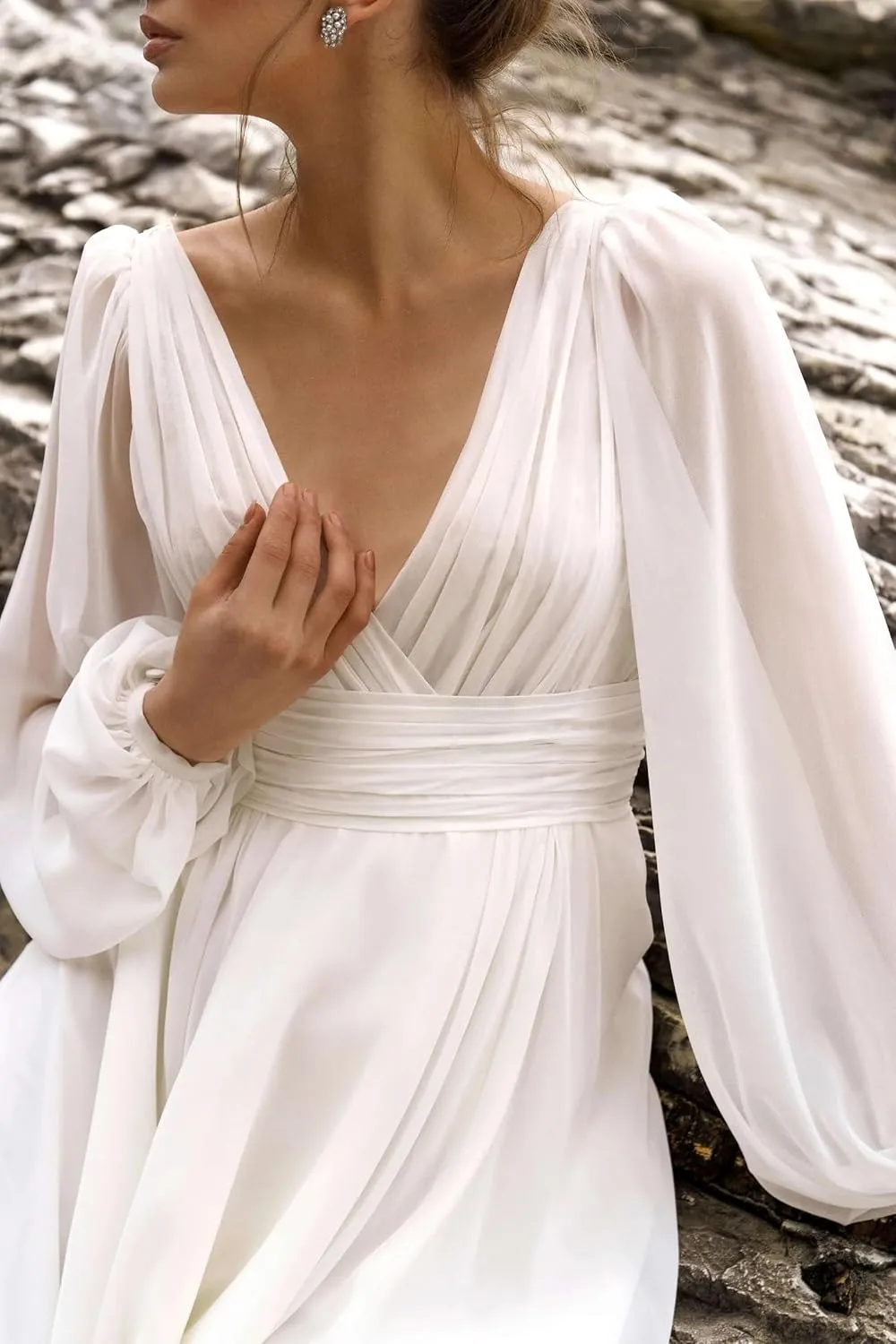 Beach Long Sleeve Wedding Dresses for Bride V Neck Empire Waist Slit A Line Chiffon Bridal Gown with Train
