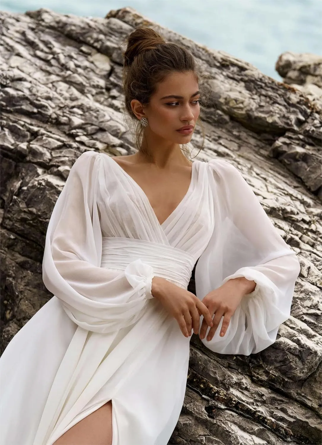 Beach Long Sleeve Wedding Dresses for Bride V Neck Empire Waist Slit A Line Chiffon Bridal Gown with Train