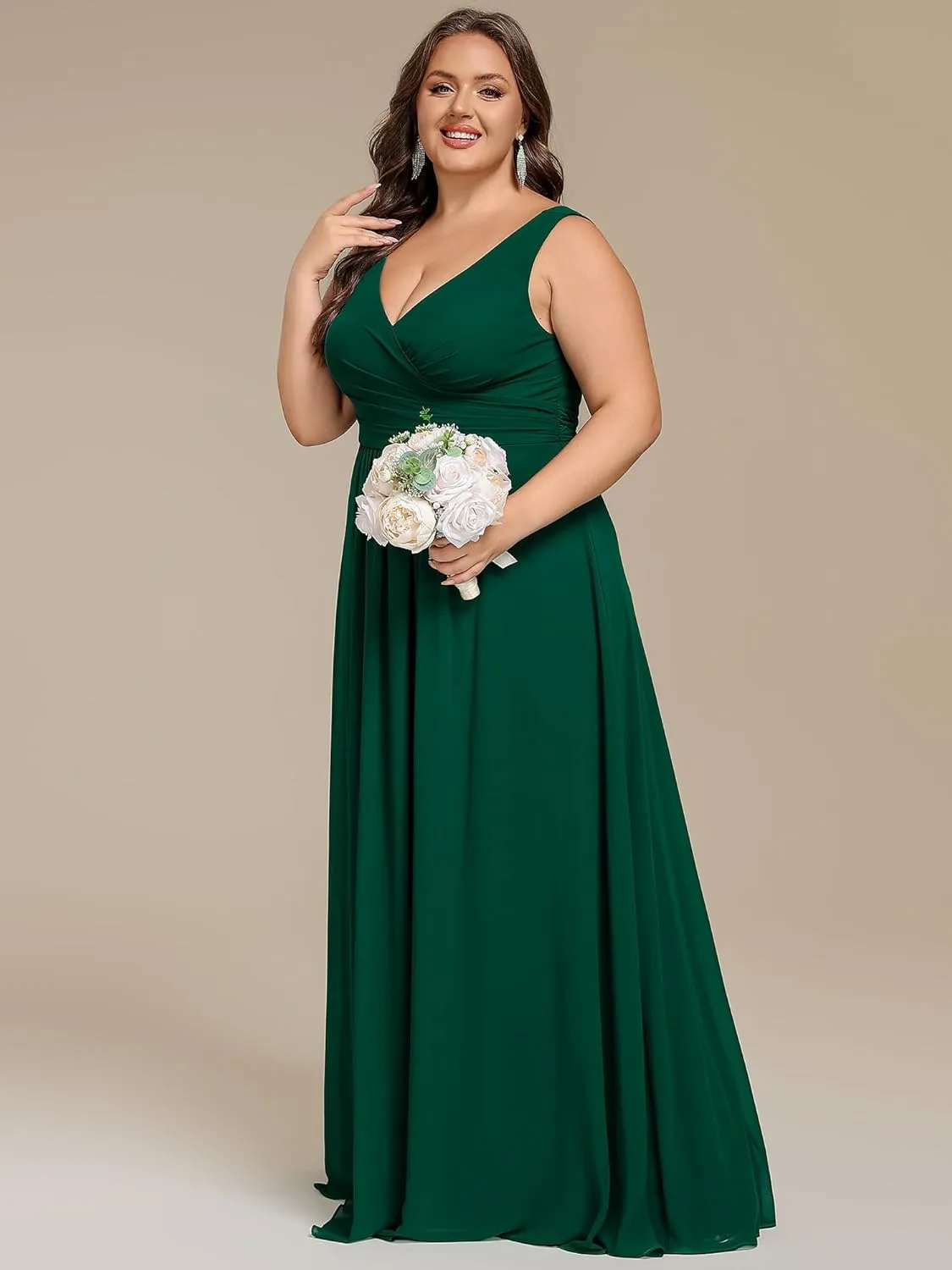 Ever-Pretty Plus Women's V Neck Sleeveless A Line Chiffon Pleated Floor Length Plus Size Bridesmaid Dresses