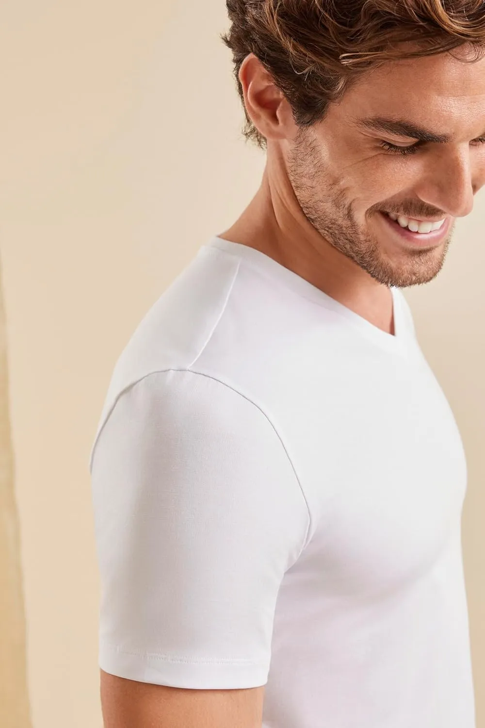 FALKE Men's Daily Comfort V-Neck Undershirt, 2 Pieces