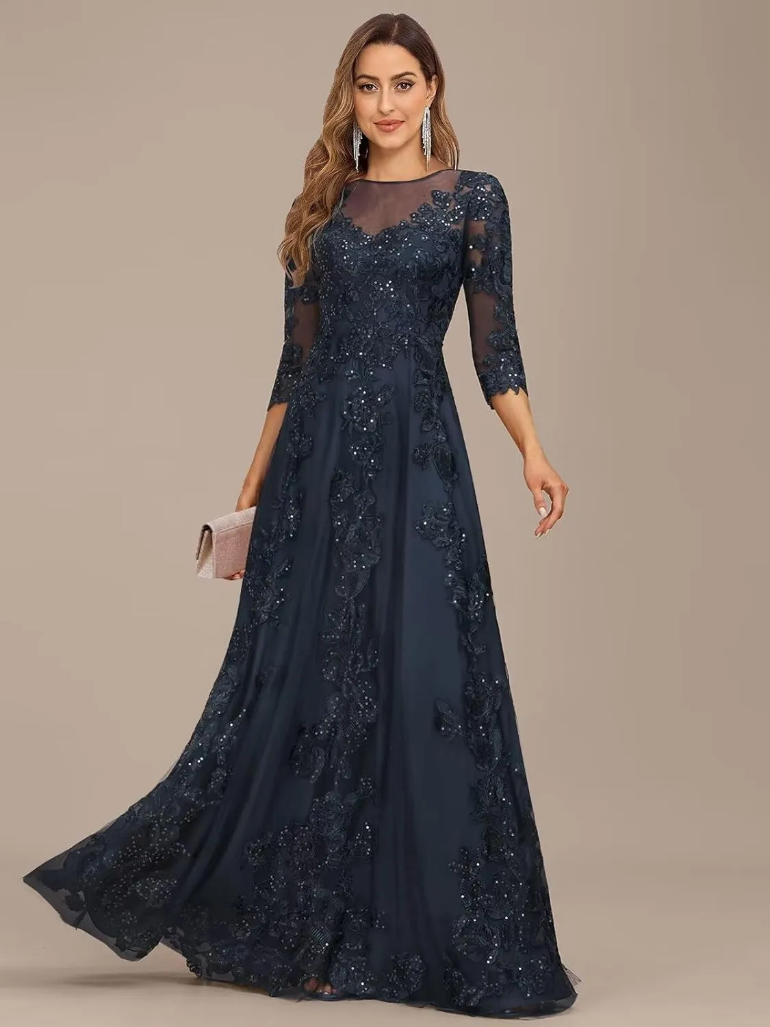 Lace Appliques Long Mother of The Bride Dresses with 3/4 Sleeve Tulle Beaded Scoop Neck Formal Gowns