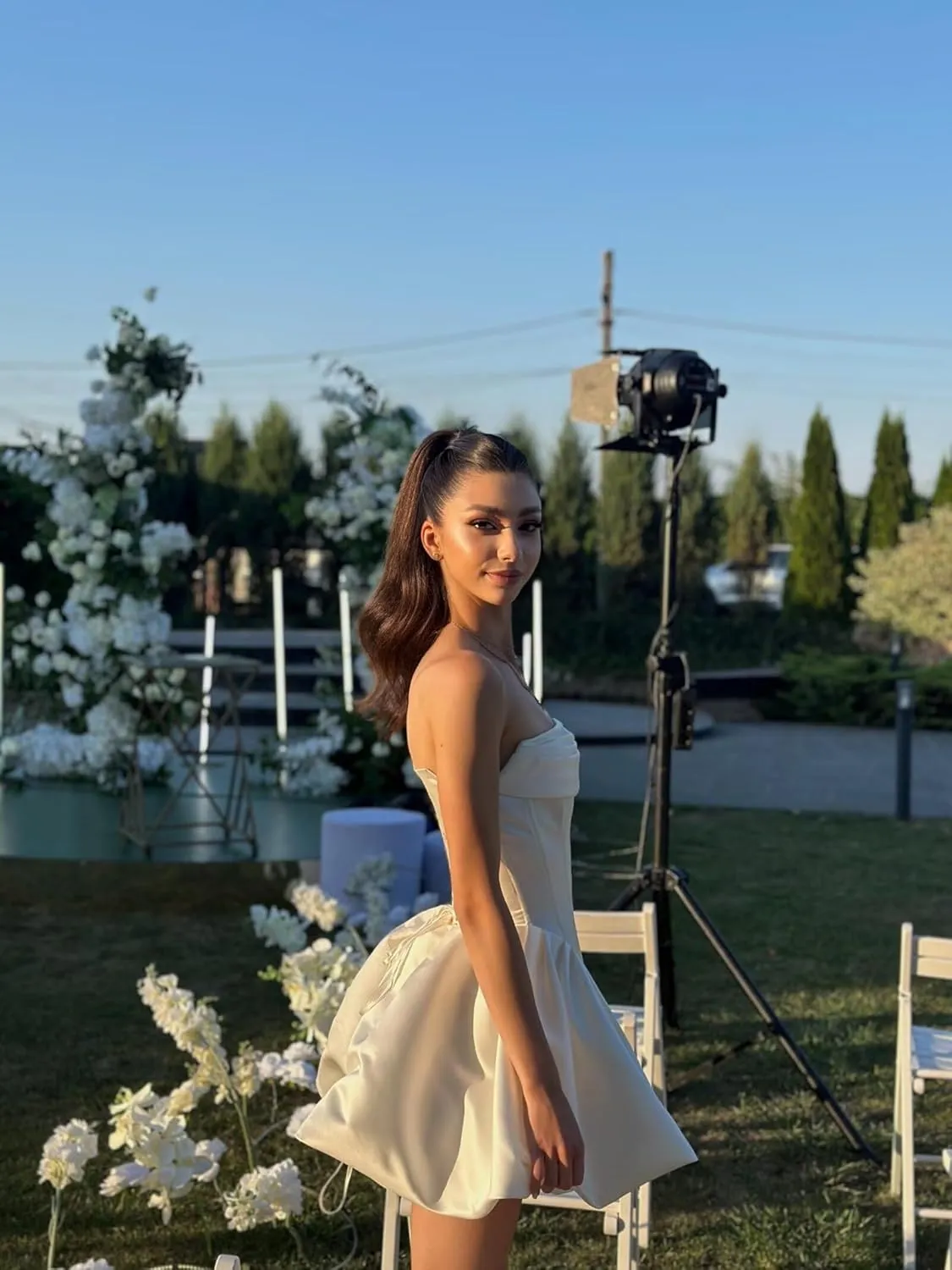 Lace Short Wedding Dresses for Bride Beach Strapless Tulle Mini Tight Bridal Gowns for Wedding