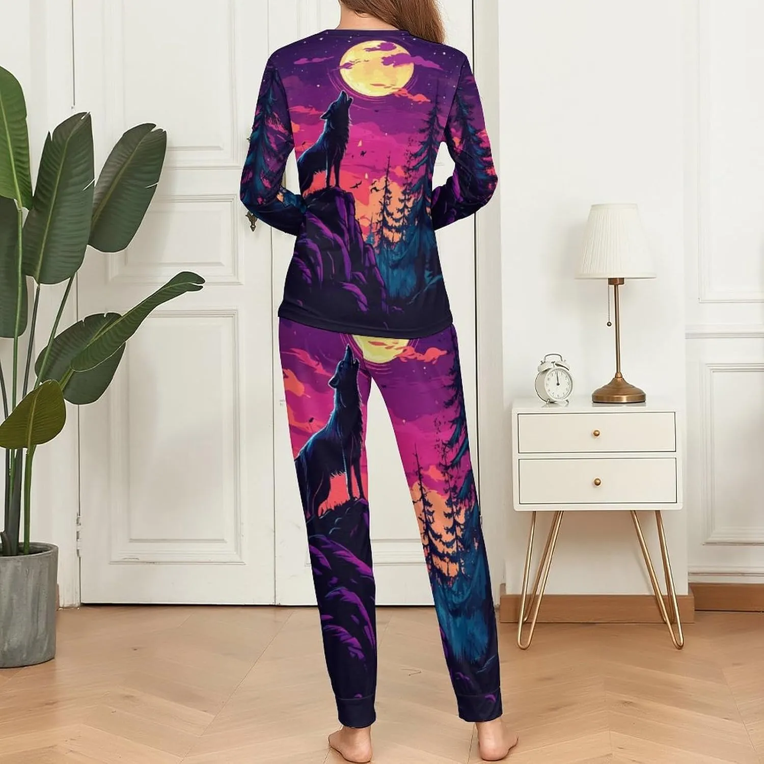 Wolf Howling At The Moon Women's Pajama Set Long Sleeve T-shirts Top & Pant Comfort Sleepwear Loungewear