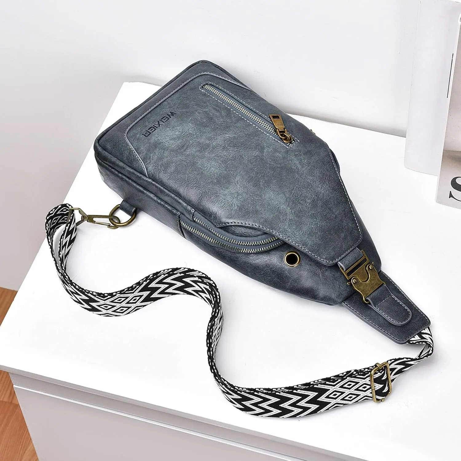 Womens Sling Bag Crossbody Fanny Pack Purse Leather Casual Fashion Travel Daypack Sport Chest Satchel for Women